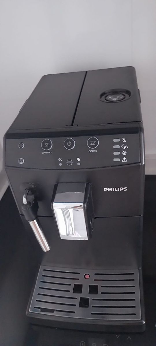 Cafetera Philips Negra