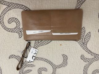 Cartera de mano beige