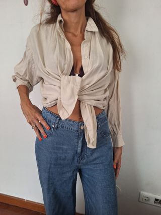 Bonita camisa beige