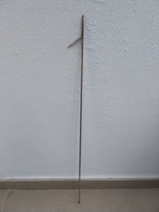 Flecha pesca submarina para fusil 60... mide 86 cm