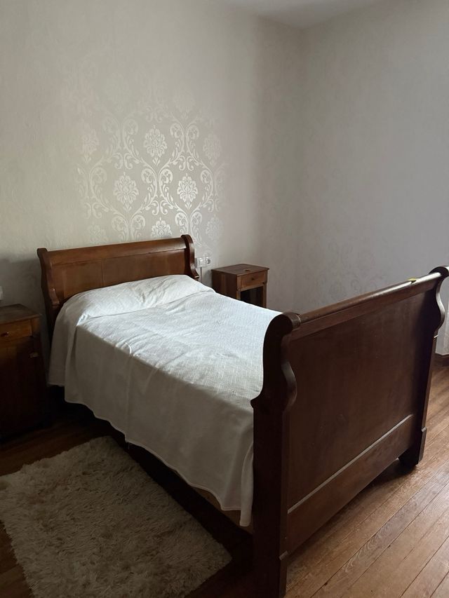 Cama de 90 de madera marrón estilo Luis XV