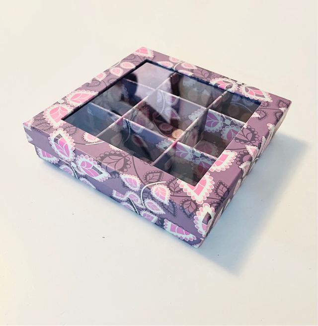 Caja organizadora 9 compartimentos floral