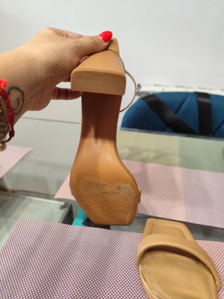 Sandalias tacón beige T.39