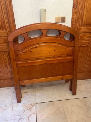 Cabezal de cama de madera maciza 90