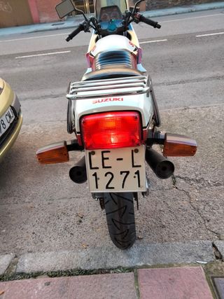 Suzuki Clásica GSX 750ES