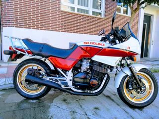 Suzuki Clásica GSX 750ES