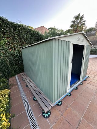 Caseta Metal Leroy Merlin Blanca Desmontada