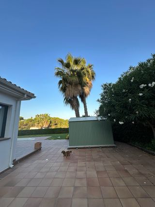 Caseta Metal Leroy Merlin Blanca Desmontada