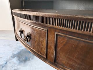 Mesa de despacho antigua de madera