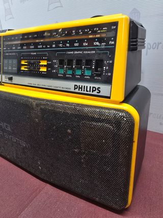 Philips D8304 Boombox Amarillo