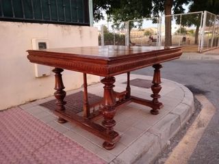 Mesa de caoba de calidad