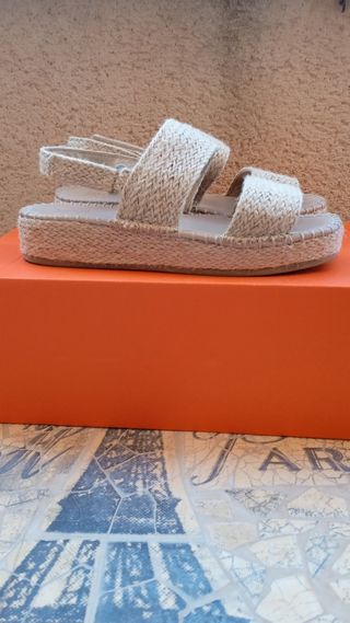 Sandalias Zara Beige