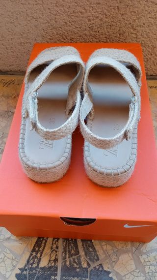 Sandalias Zara Beige