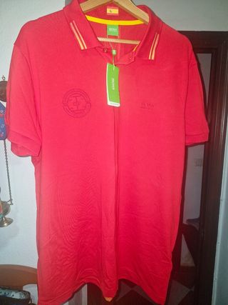 Polo Hugo Boss  Talla XXL Nuevo a estrenar.