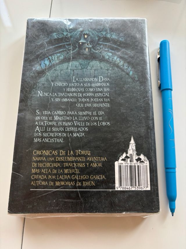 Crónicas de la Torre I. El Valle de los Lobos (...