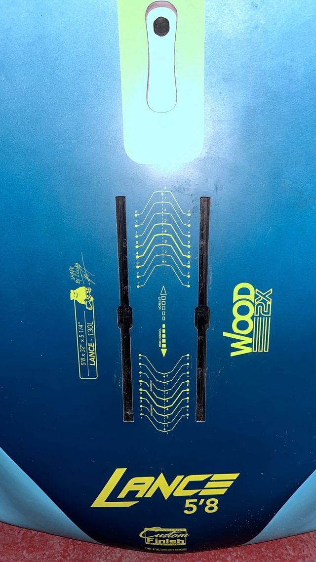 Tabla wingfoil gong nueva.