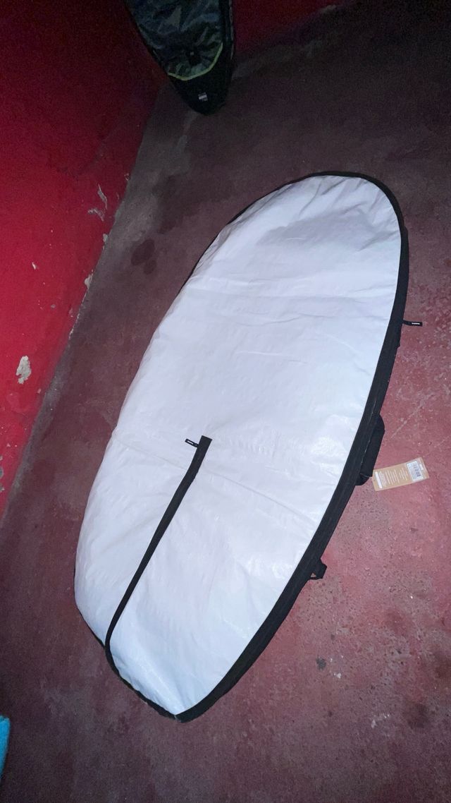 Tabla wingfoil gong nueva.