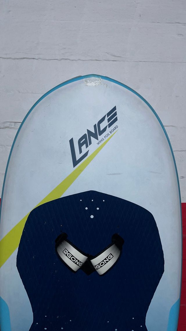 Tabla wingfoil gong nueva.