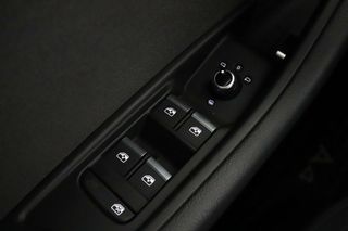 Audi A4 35 TDI S line
