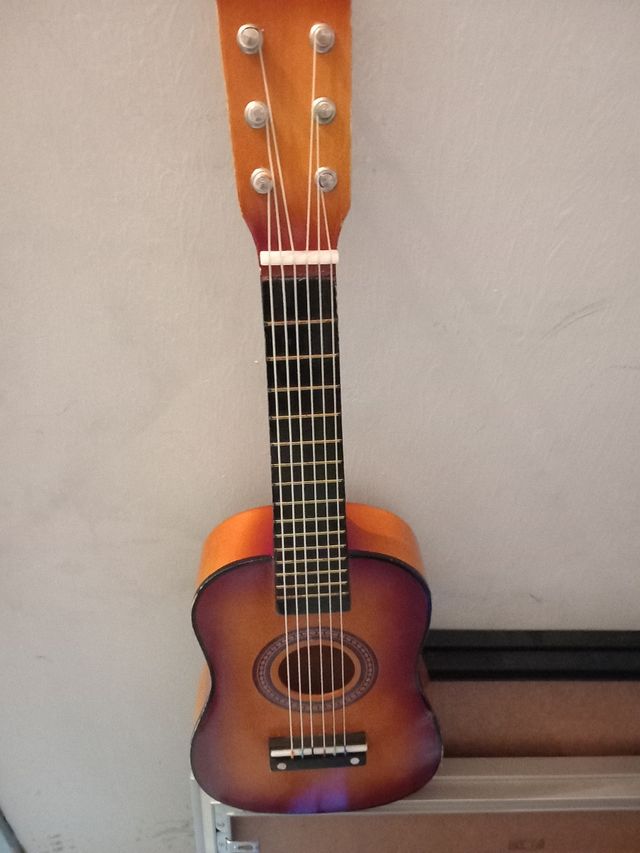 Guitarra española para niño