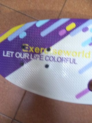 Monopatín/Skate Morado con Diseño