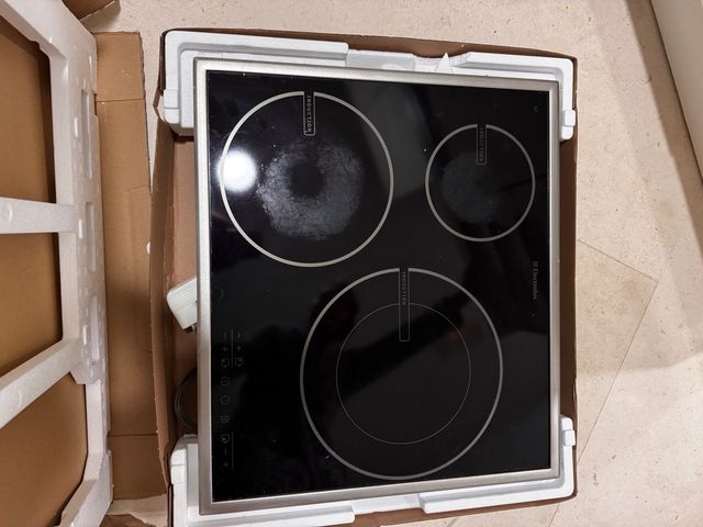 Vitrocerámica Inducción Electrolux