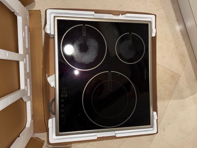 Vitrocerámica Inducción Electrolux