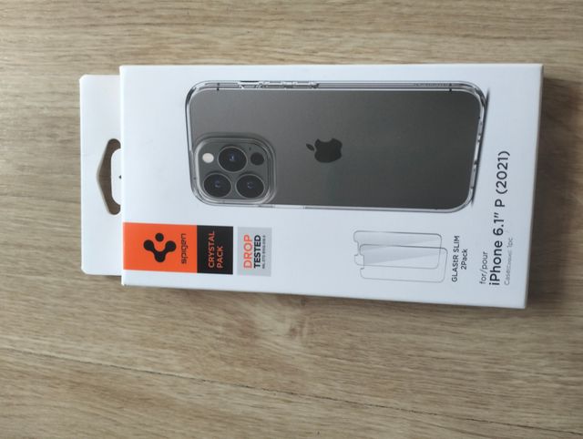 Spigen iPhone 13 Pro Max Funda Protectora