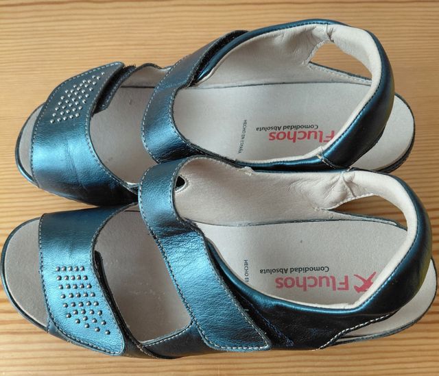 Sandalias Fluchos azul.