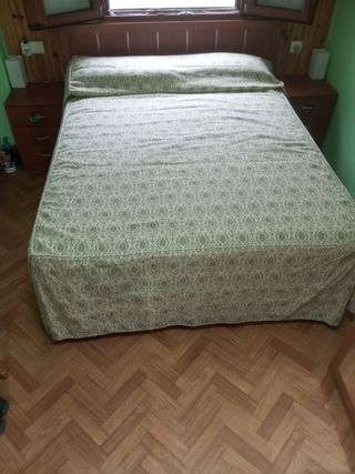 Colcha de cama de 1,50 beige con detalles florales