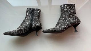 Botines Zara negros con pedrería
