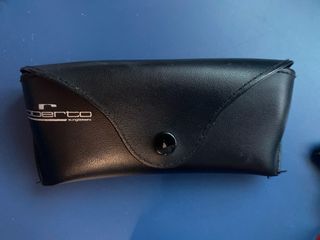 Gafas y funda Roberto 