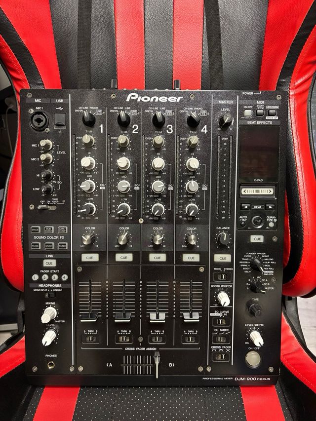 Mesa de mezclas Pioneer DJM-900 nexus