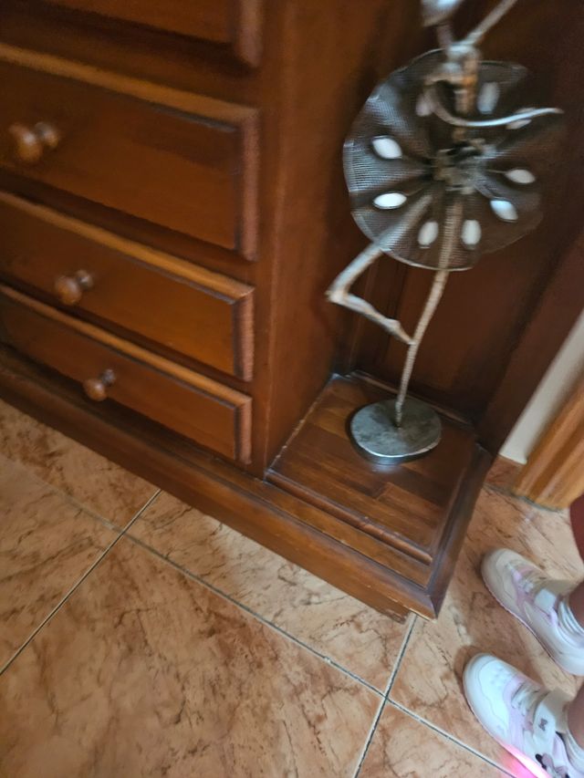 Entradita de madera con espejo