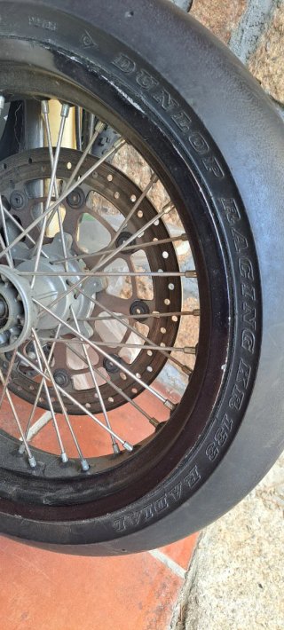 Neumático Supermoto Dunlop kr133