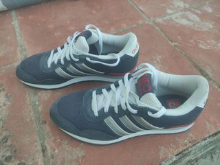 Zapatillas Adidas Neo Talla 44