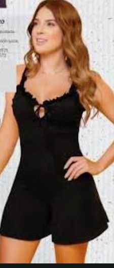 Mono corto mujer negro