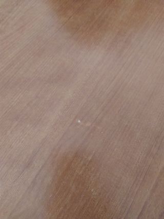 Cómoda de madera con cajones