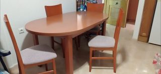 Mesa de comedor extensible de madera
