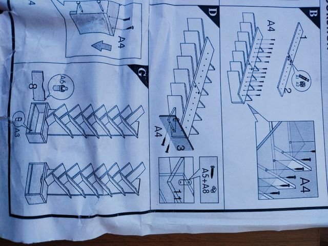 Librería árbol de madera