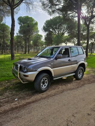 Terrano II 175.000 km