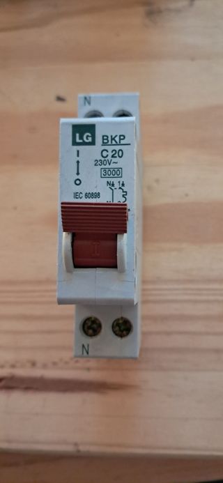 Interruptor LG BKP C20 20A 230V