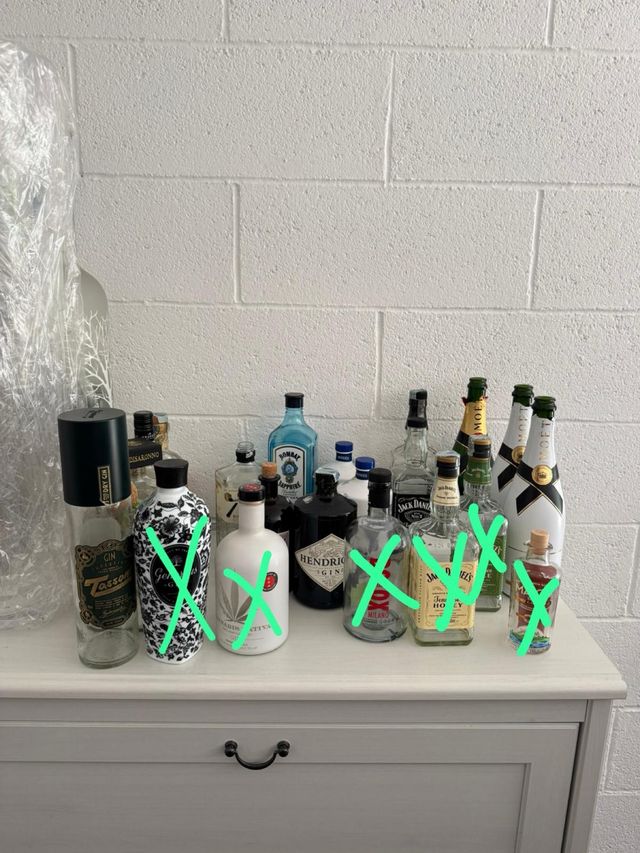 Bottiglie vuote da collezione