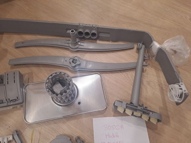 Parti e ricambi per lavastoviglie Bosch SM-V41D10EU