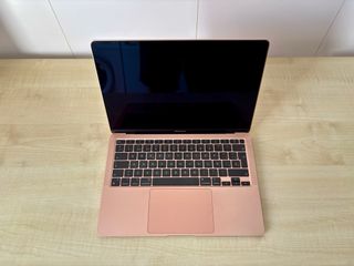 MacBook Air M1 (2020)