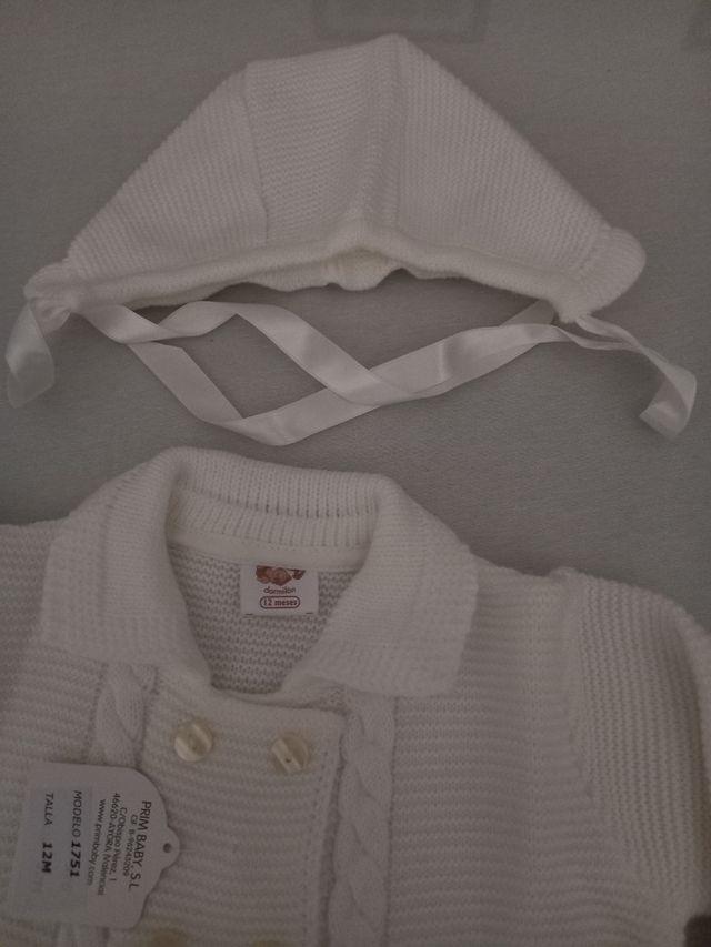 Abrigo y gorro de bebé 12 meses. Nuevo!
