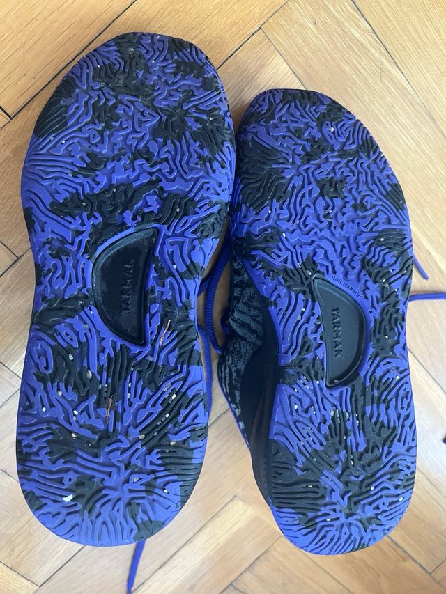 Zapatillas Baloncesto Tarmak Niñ@ Negro/Morado