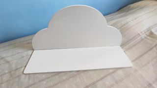 Cabecero de cama y 2 estanterías