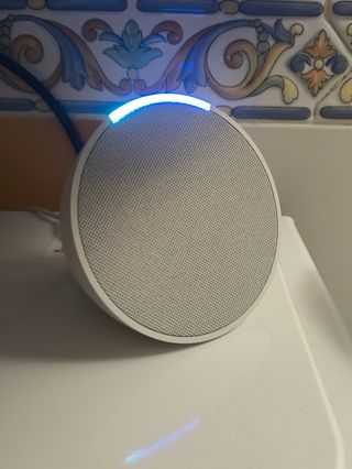 Echo Pop Alexa Ciano