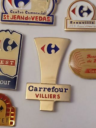 Pins Carrefour colección